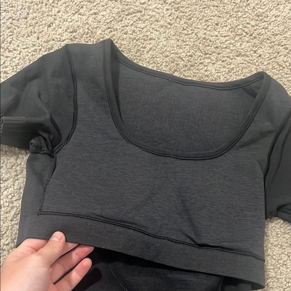 Lululemon Fitted Short Sleeve Tee - Picture 3 of 6